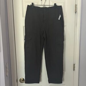 Old Navy Women's Dark Gray Cropped Pants
